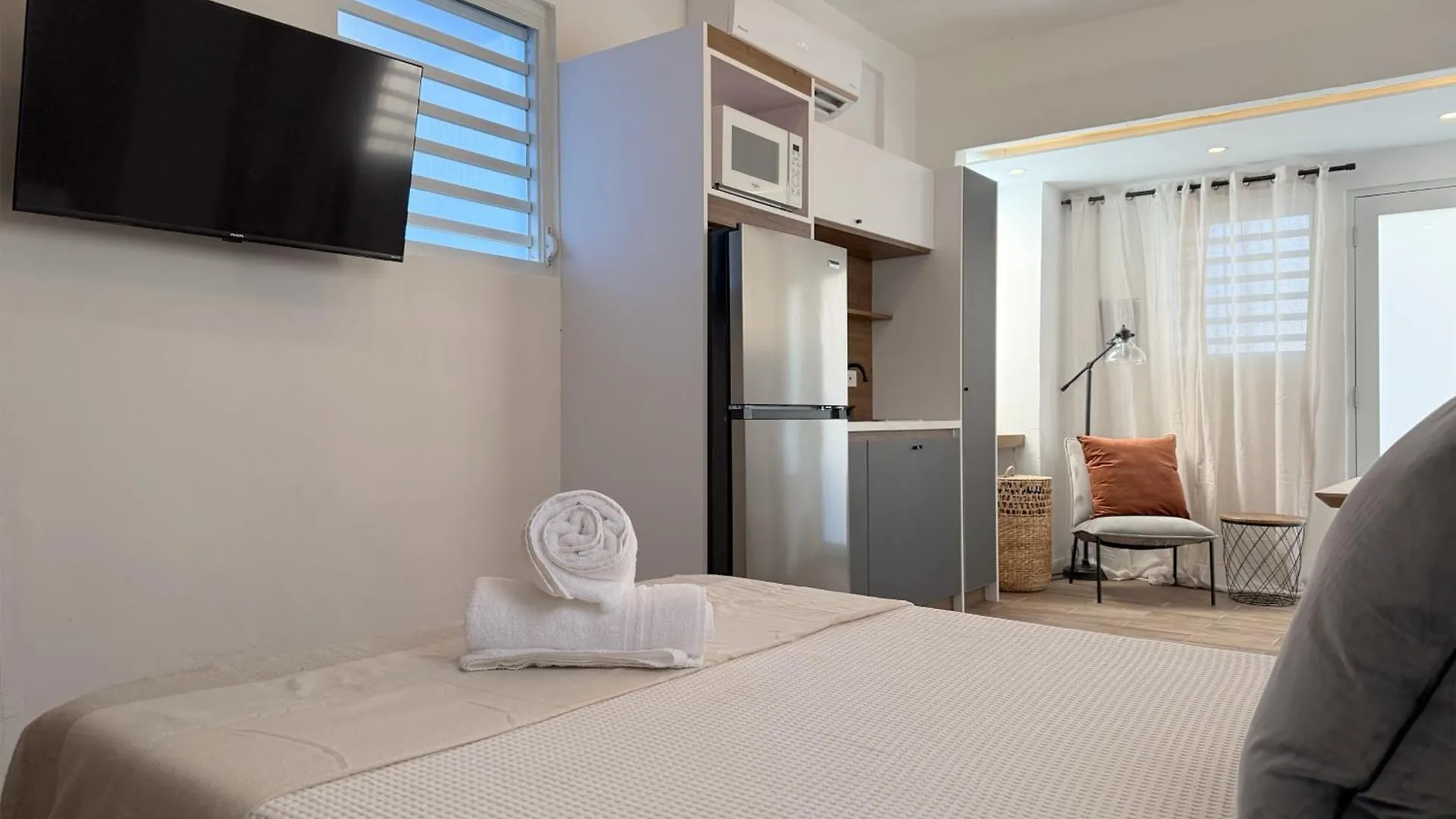 Amazing Group Home Near Beach, Nightlife For 18 San Juan 0*,  Puerto Rico