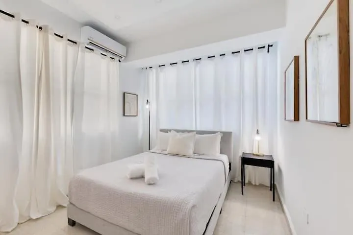 Amazing Group Home Near Beach, Nightlife For 18 San Juan 0*,
