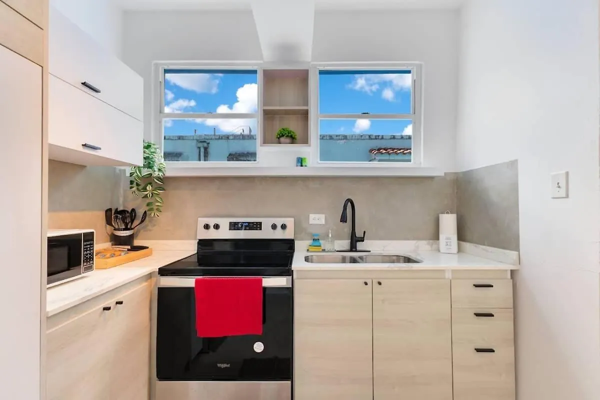 Amazing Group Home Near Beach, Nightlife For 18 San Juan 0*,  Puerto Rico