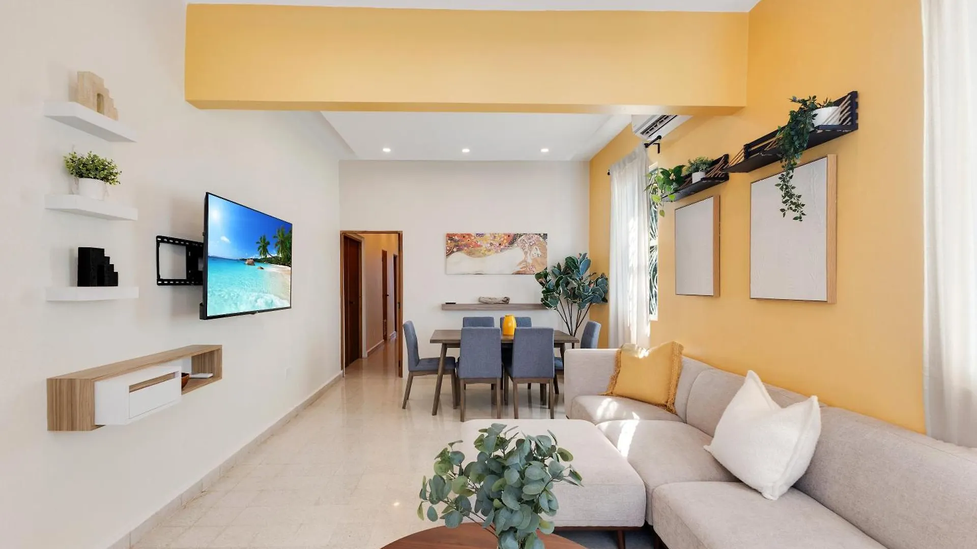 Amazing Group Home Near Beach, Nightlife For 18 San Juan