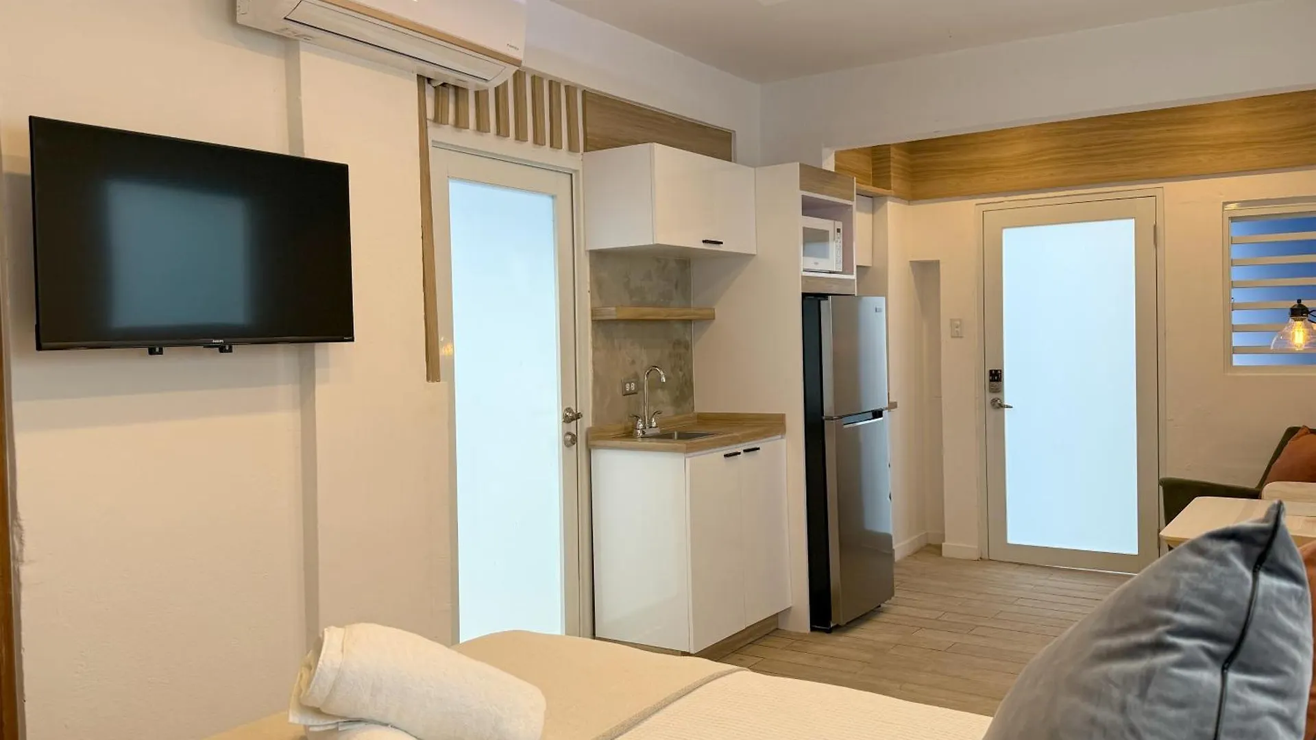 Willa Amazing Group Home Near Beach, Nightlife For 18 San Juan