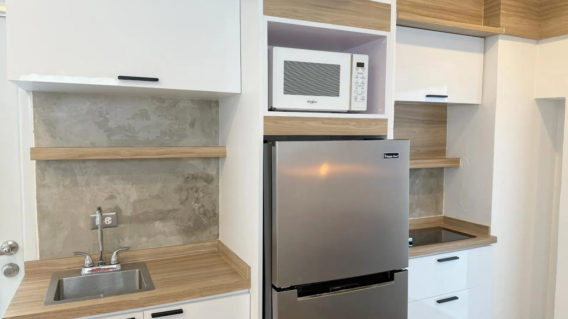 Amazing Group Home Near Beach, Nightlife For 18 San Juan 0*,  Portoryko
