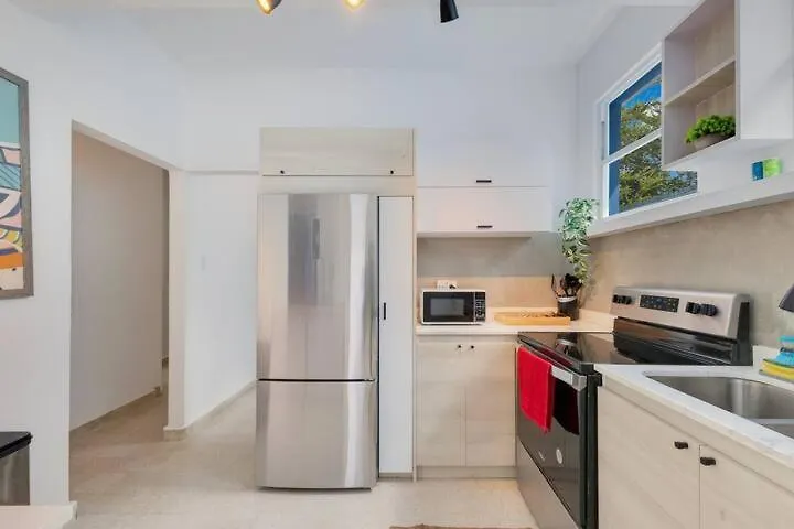 Amazing Group Home Near Beach, Nightlife For 18 San Juan 0*,
